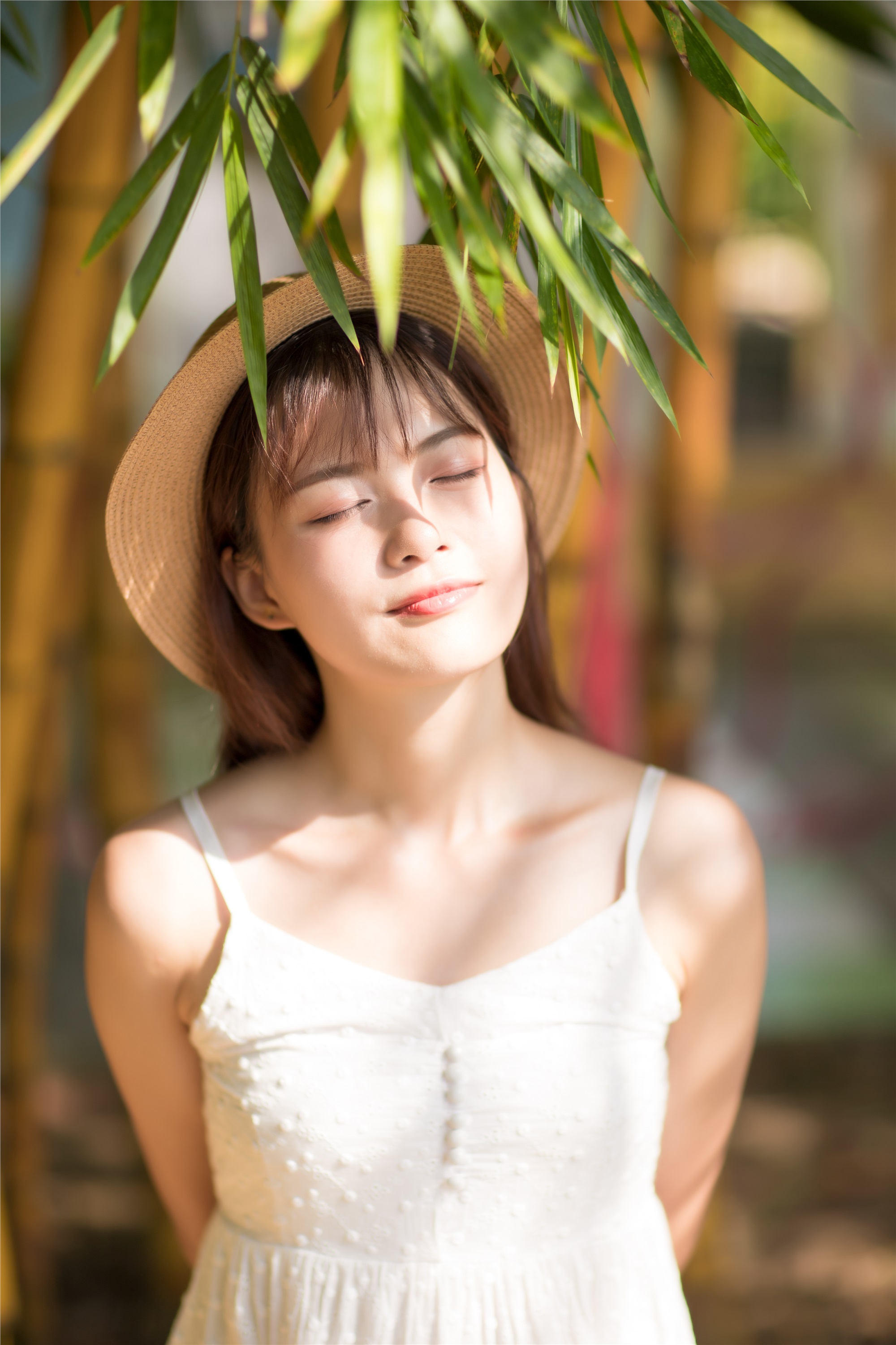 YITUYU艺图语 2021.08.23 光照进的地方 晓颖